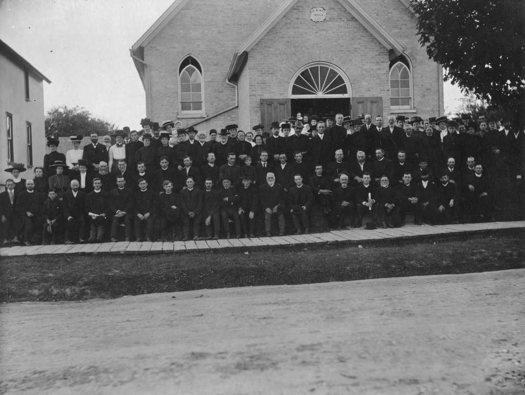 Harvey Weber Stauffer,&nbsp;Pastor