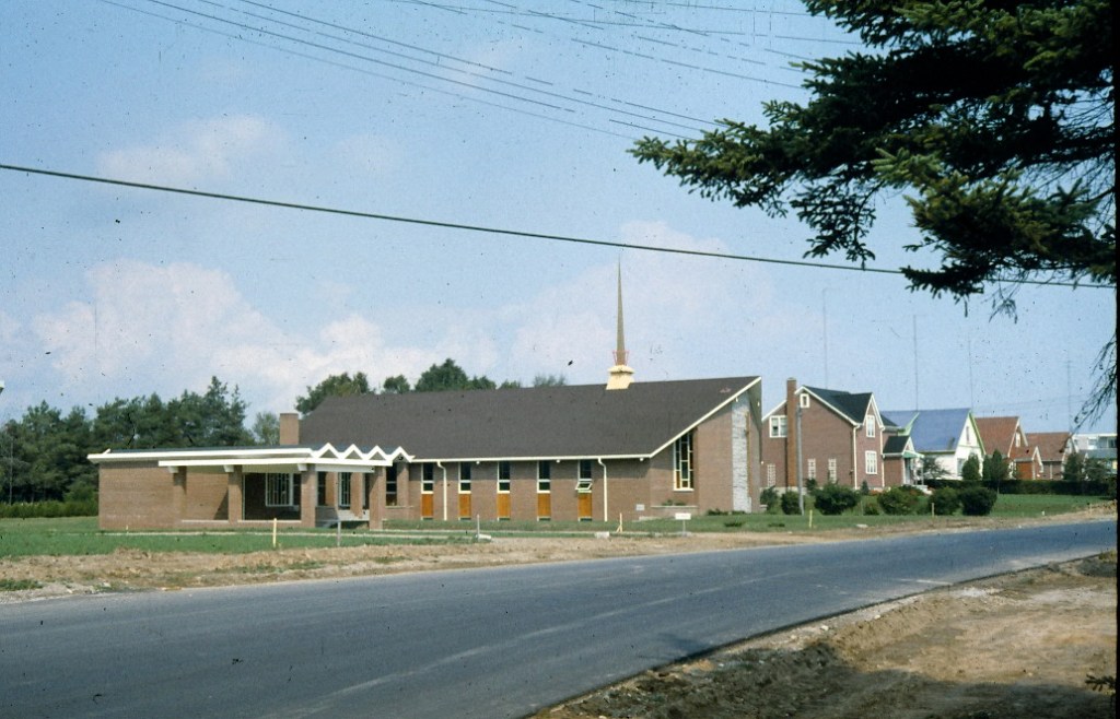 EMCC church buildings Part 3: the Living Room or the&nbsp;Theatre